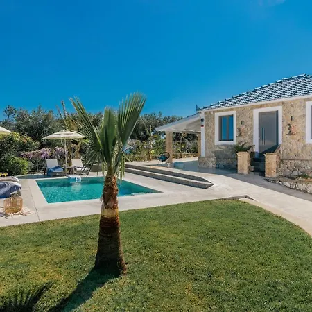 Binios - Private Pool, Walking Distance From The Holiday home