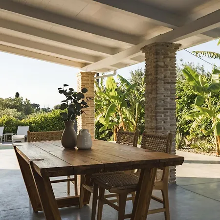 Ferienhaus Binios - Private Pool, Walking Distance From The