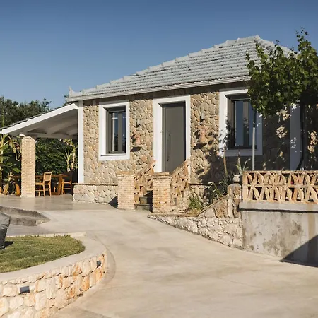 Binios - Private Pool, Walking Distance From The 度假居 *