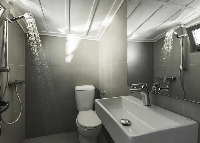 בית נופש Binios - Private Pool, Walking Distance From The