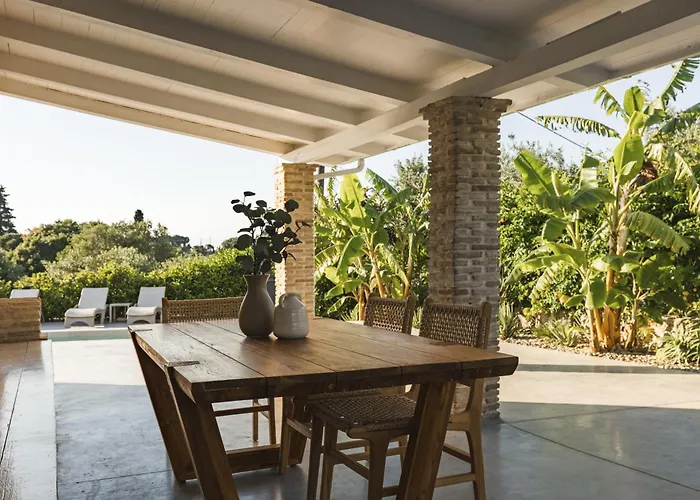 Casa vacanze Binios - Private Pool, Walking Distance From The
