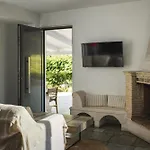 Nyaraló Binios - Private Pool, Walking Distance From The Vasilikí