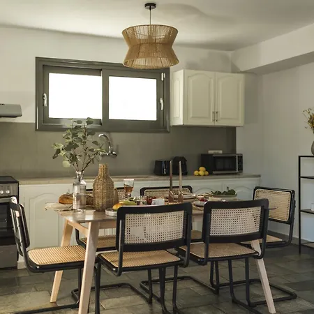 Binios - Private Pool, Walking Distance From The * Vasilikí