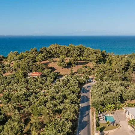 Binios - Private Pool, Walking Distance From The بيت للعطل