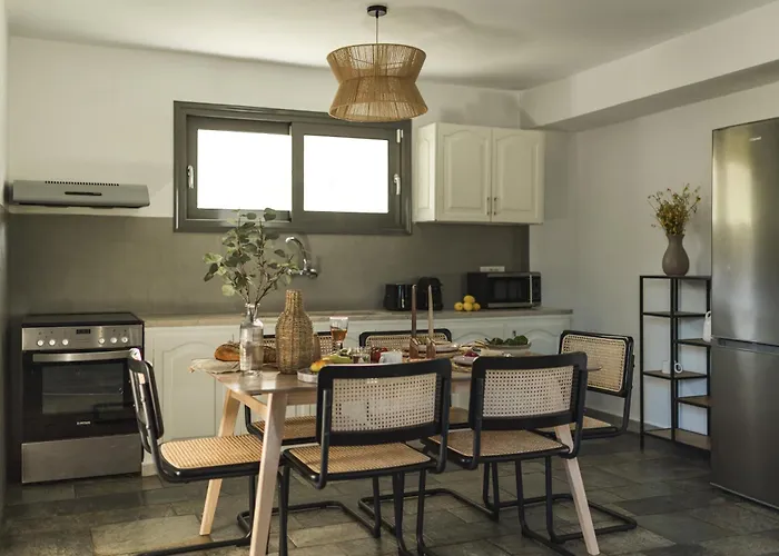 Binios - Private Pool, Walking Distance From The * Ανω Βασιλικος