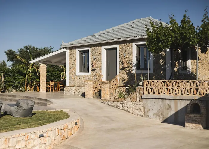 Binios - Private Pool, Walking Distance From The Σπίτι διακοπών *